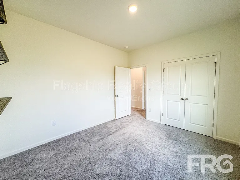 303 Kenison Way — Photo 46