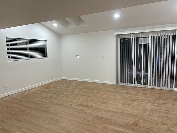3rd image of 410 Rosario Dr #2