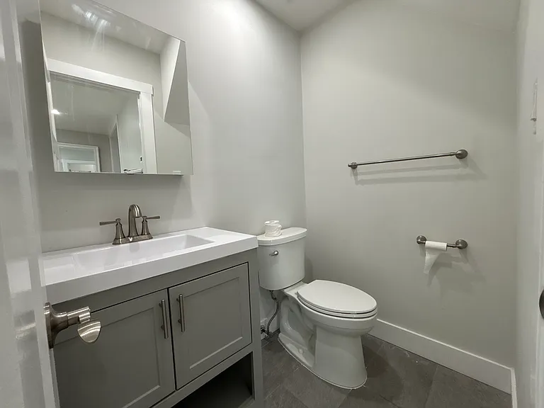 21 Prime Ave #1 — Photo 7