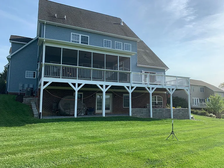 2020 Northside Dr — Photo 3