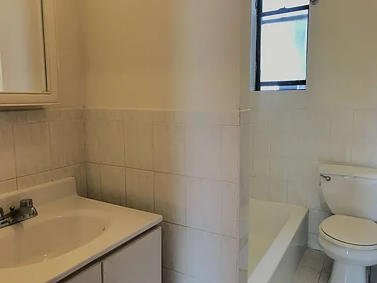 Rented by Rapid Realty Sunset Park Inc | media 26