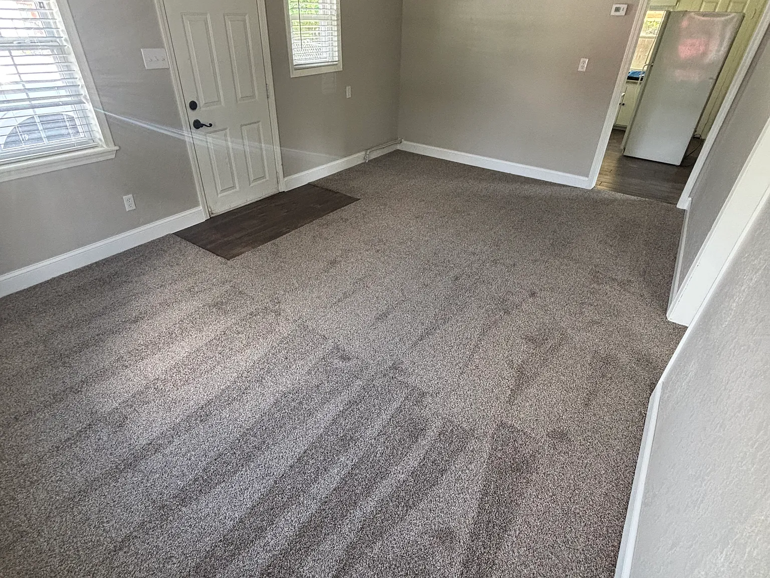 2 bed, 910 sqft, $1,250 — Photo 2