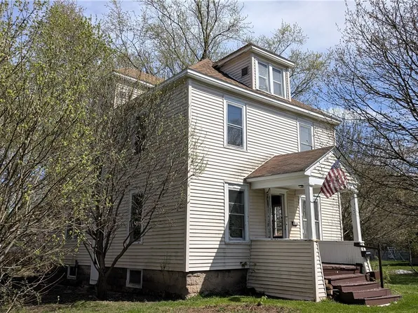 412 Edgerton St, Minoa, NY 13116