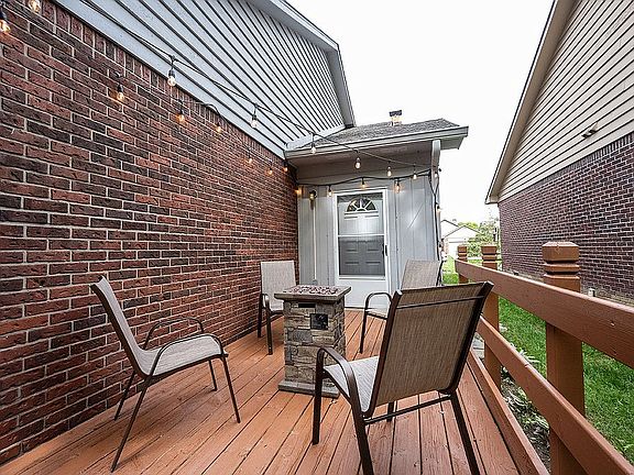 5th image of 7026 Steinmeier Dr W