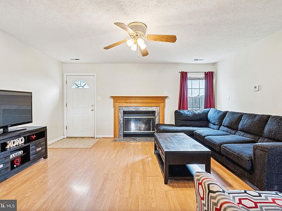 3rd image of 22087 Saint Josephs Cir
