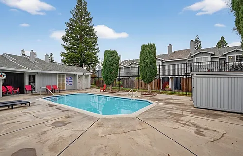 7625 Roberta Ln Photo 1