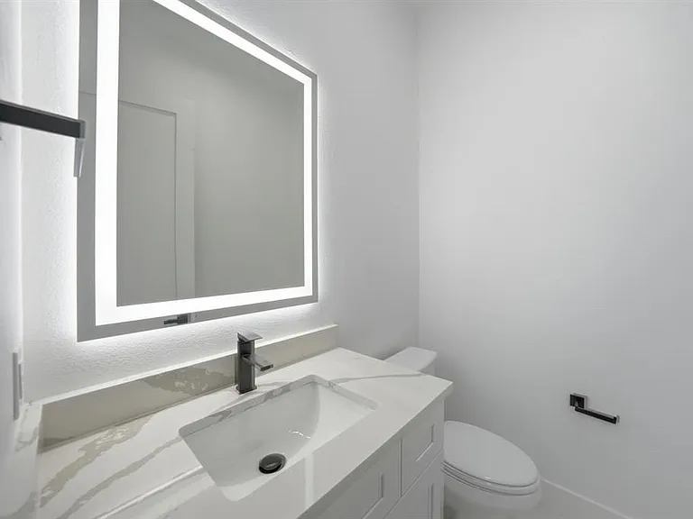 428 N Patton St — Photo 14