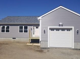 132 Duluth St, Fall River, MA 02721