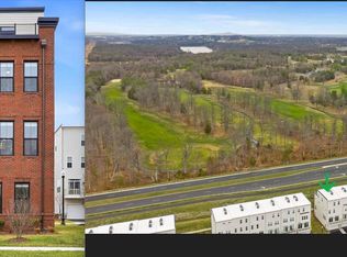 22801 Tawny Pine Sq, Ashburn, VA 20148