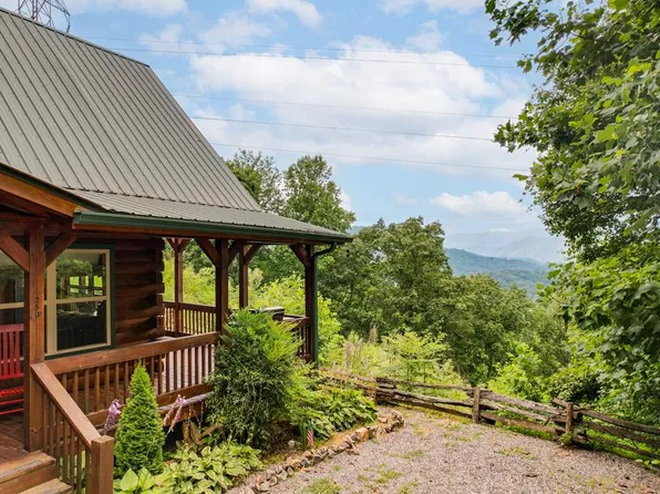 250 Khan Trl, Bryson City, NC 28713