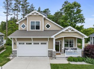 10593 Camrose Cir, Traverse City, MI 49684