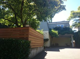 941 Broadway E, Seattle, WA 98102