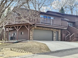 3144 Manitoba Ln, Bismarck, ND 58503