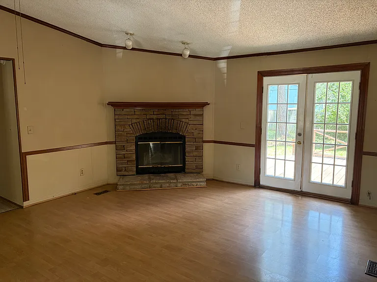 7922 Willowick Dr — Photo 5