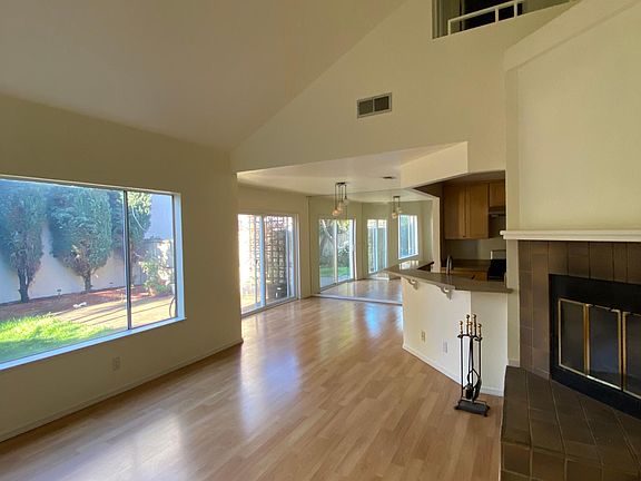 2nd image of 1571 Theo Dr
