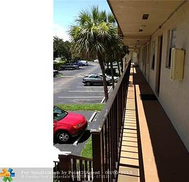 3rd image of 422 Lakeside Dr APT 234