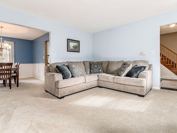 2nd image of 158 Pinetree Dr