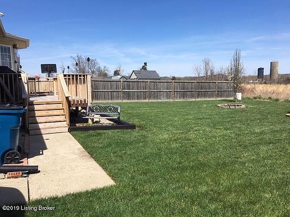 5th image of 408 Tecumseh Dr