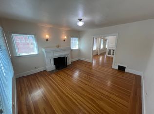 3401 J St APT 3, Sacramento, CA 95816