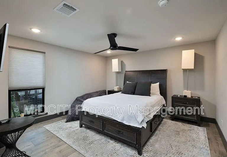 180 Lake Ridge Dr — Photo 16