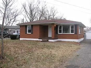 4911 Maryman Rd photo 1