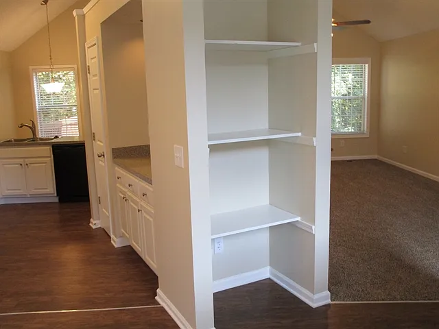 3105 Rome Ct SW — Photo 5