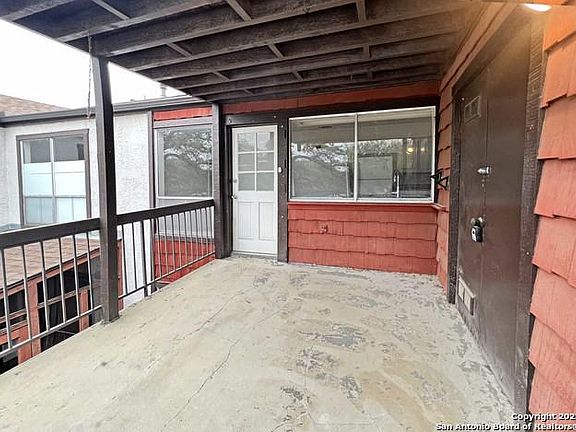 3rd image of 3803 Barrington St APT 4D