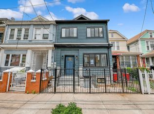 982 E 37th St #A, Brooklyn, NY 11210
