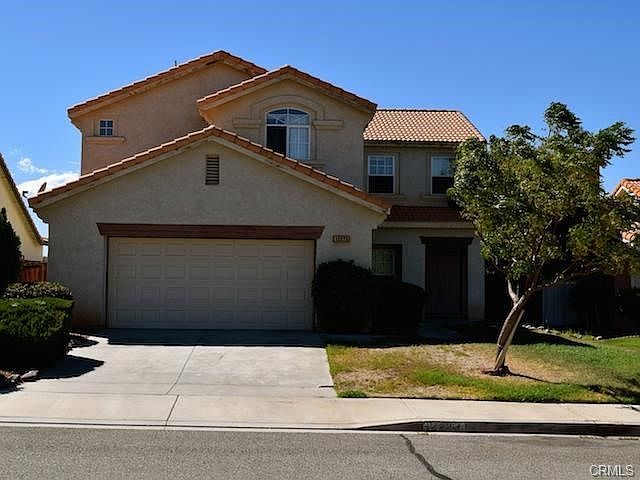 3 bed/2.5 bath w/ loft, 2-car garage in a quiet neighborhood.