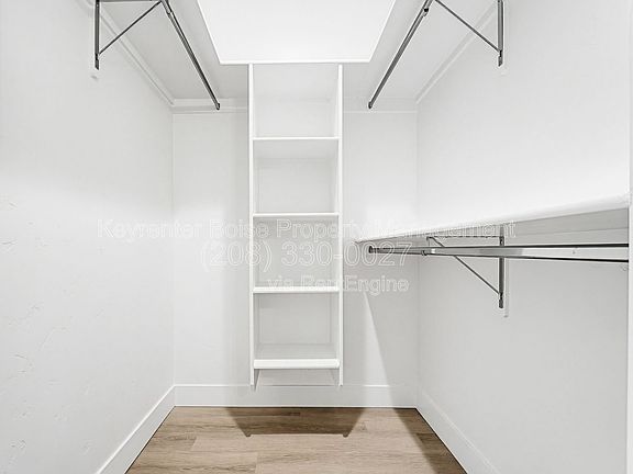 4th image of 4318 N Greentrail Ln