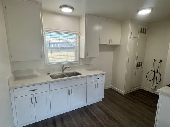 302-302.5 N Bush St, Anaheim, CA