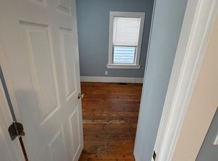 3 Ropes St APT 1R, Salem, MA 01970