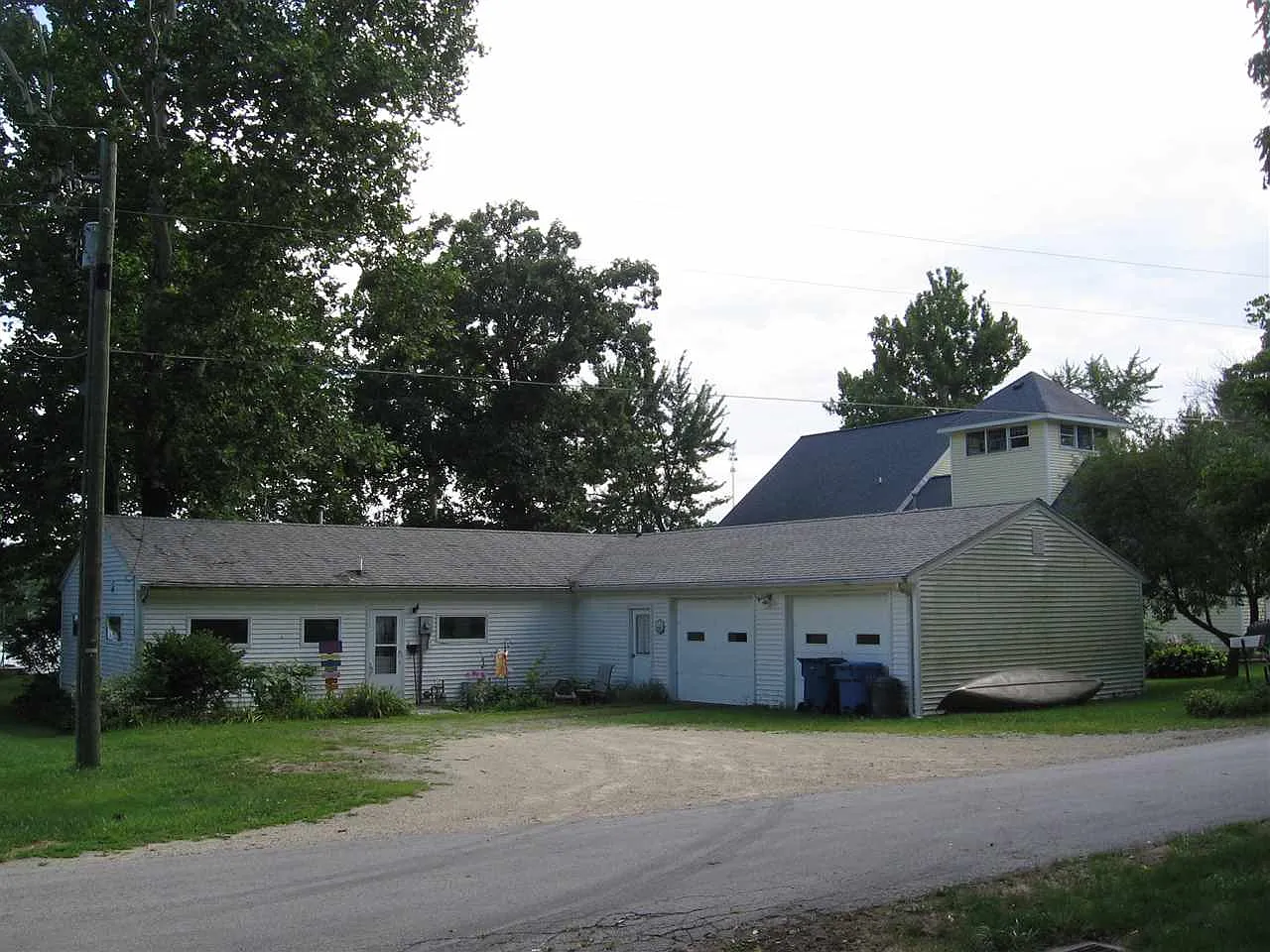 1800 E Poplar Rd photo 1