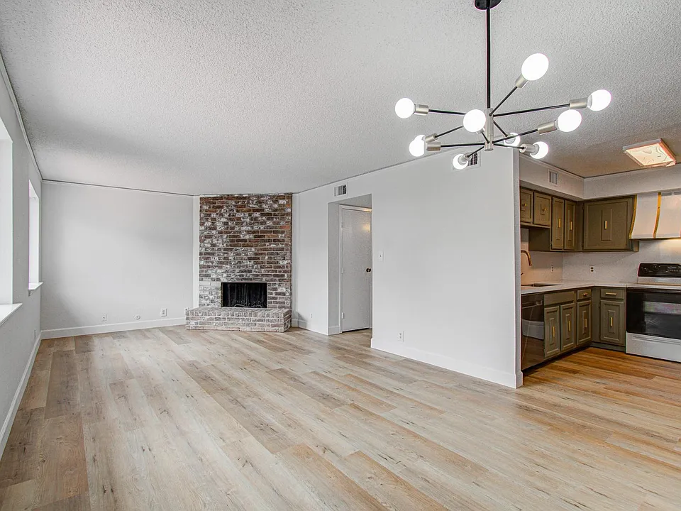 11002 Hammerly Blvd #169