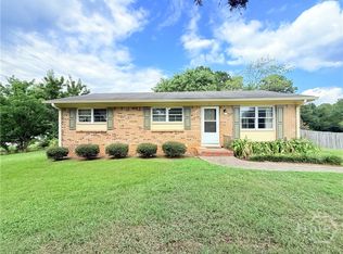 587 Lee Byrd Rd, Loganville, GA 30052