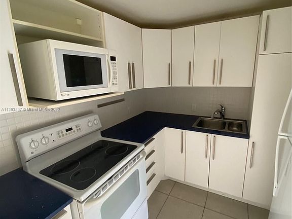 2nd image of 20500 W Country Club Dr APT 804
