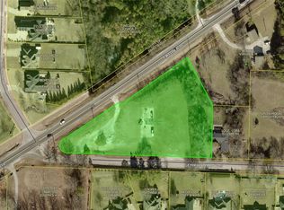 E Fox Hunter Rd, Fayetteville, AR 72701