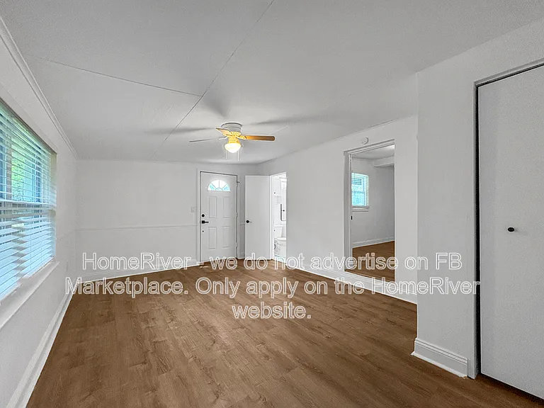 1942 Brookview Dr S — Photo 11