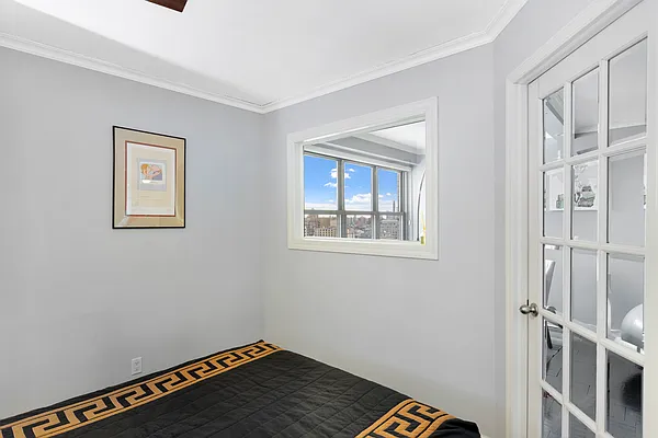 Sold by Compass | media 7