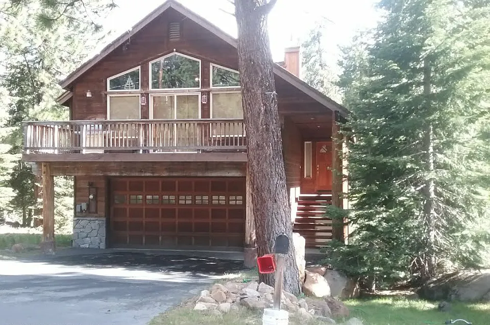 Silver Fir Dr
