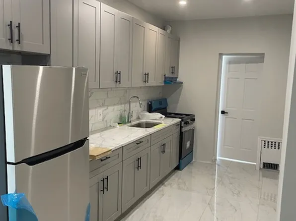 2443 E 1st St Floor 1, Brooklyn, NY 11223