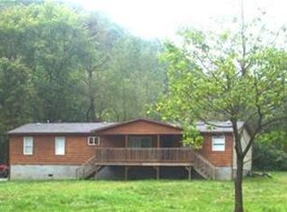 4334 Old Wolf Creek Rd, Narrows, VA 24124
