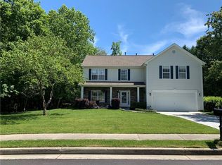 954 Garden Woods Ct, Loganville, GA 30052