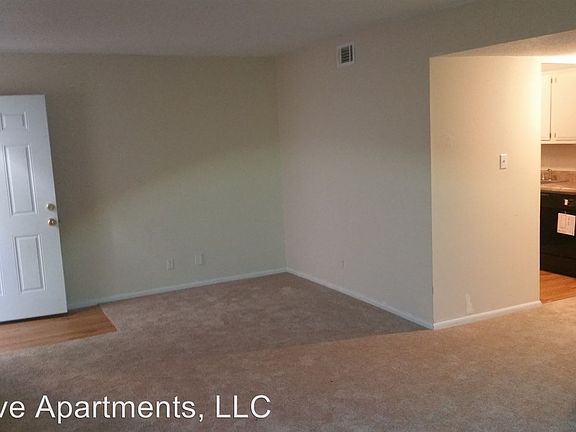 3rd image of 222 Sandpiper Dr APT 6