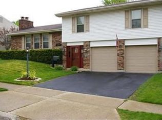 5450 Corkhill Dr, Dayton, OH 45424