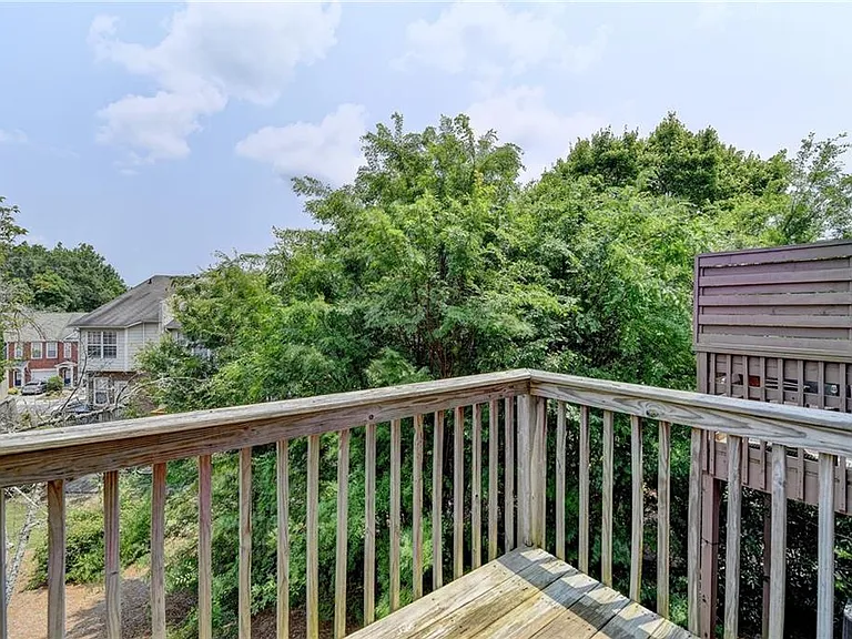 3187 Mill Springs Cir — Photo 23
