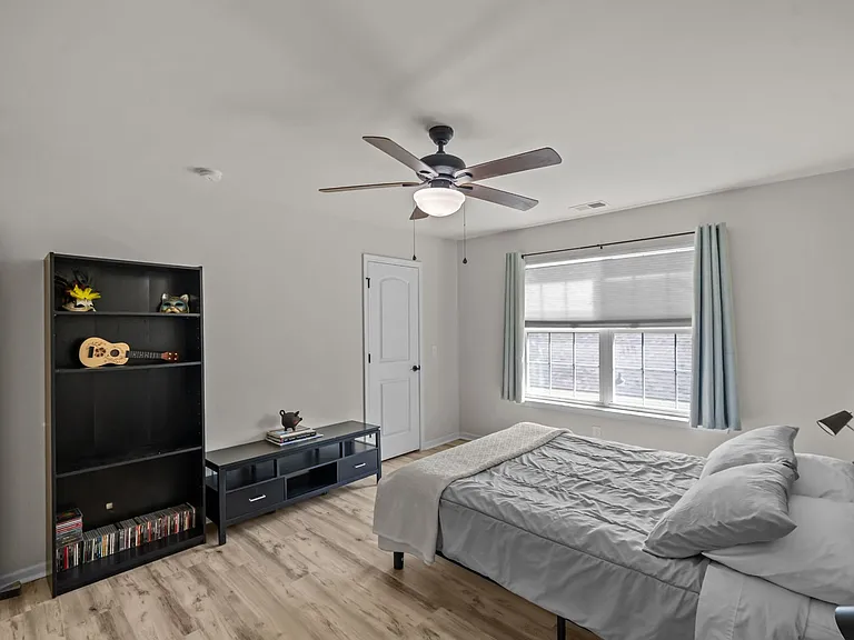 105 Sail Maker Ln — Photo 30
