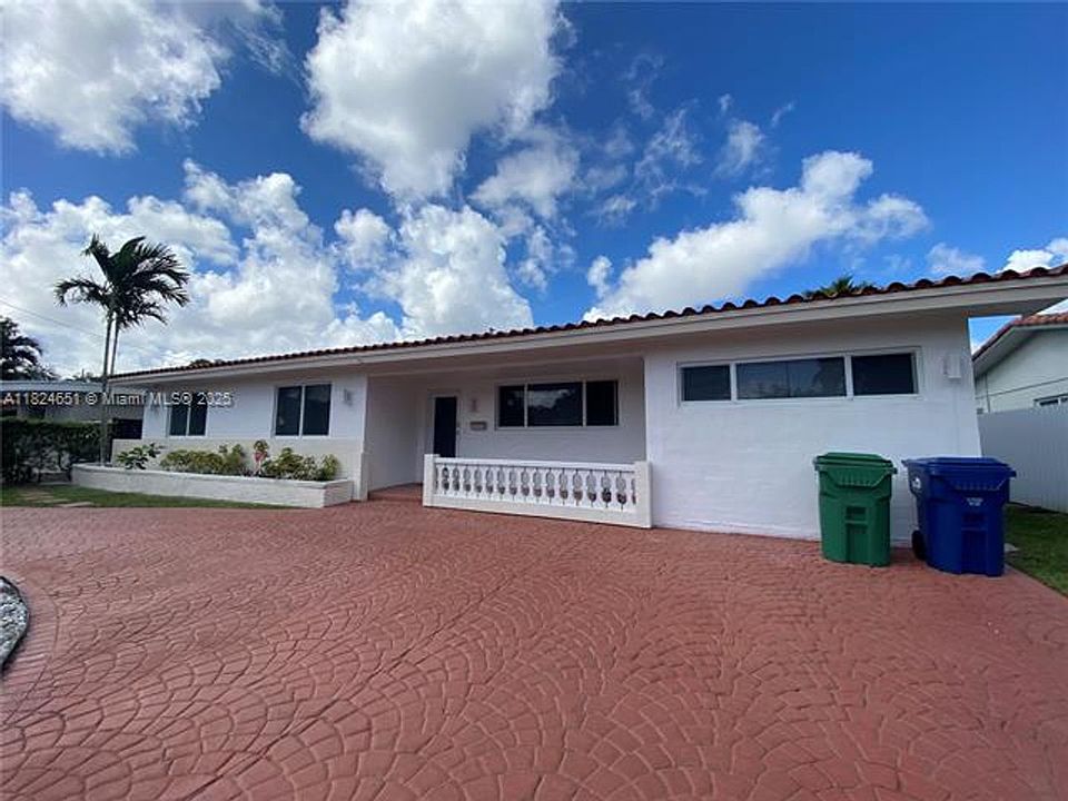 1st image of 19330 NE 18th Pl #0