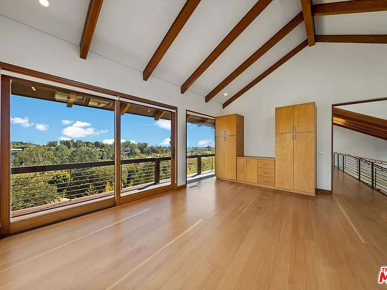785 Napoli Dr — Photo 15