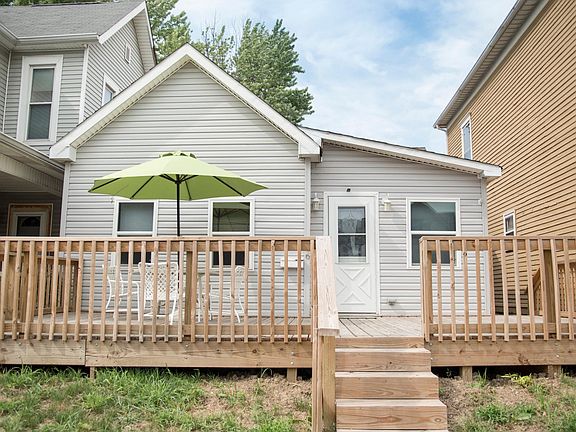 4th image of 446 Parkway Ave